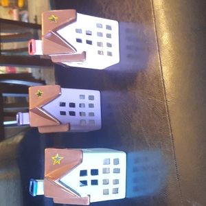 Tea light candle holder